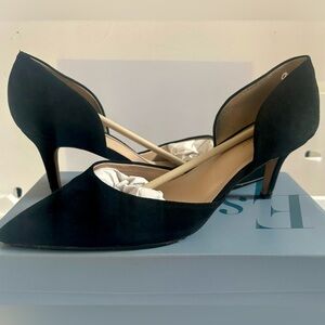 Essex Lane 2 1/2” heels Style: El Dakota, suede black pumps